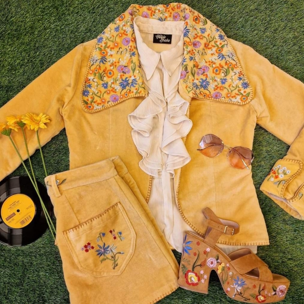 The Hippie Shake Hollywood Gold Jacket - NEW - Picture 7 of 17